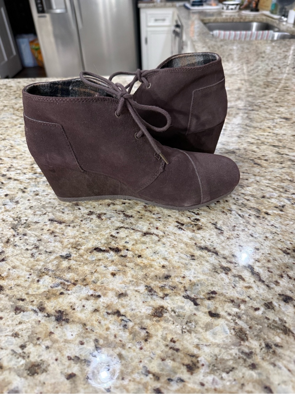 Bobs by Sketchers High Notes Dark Brown Wedge Booties W8.5 8.5 - Picture 7 of 13